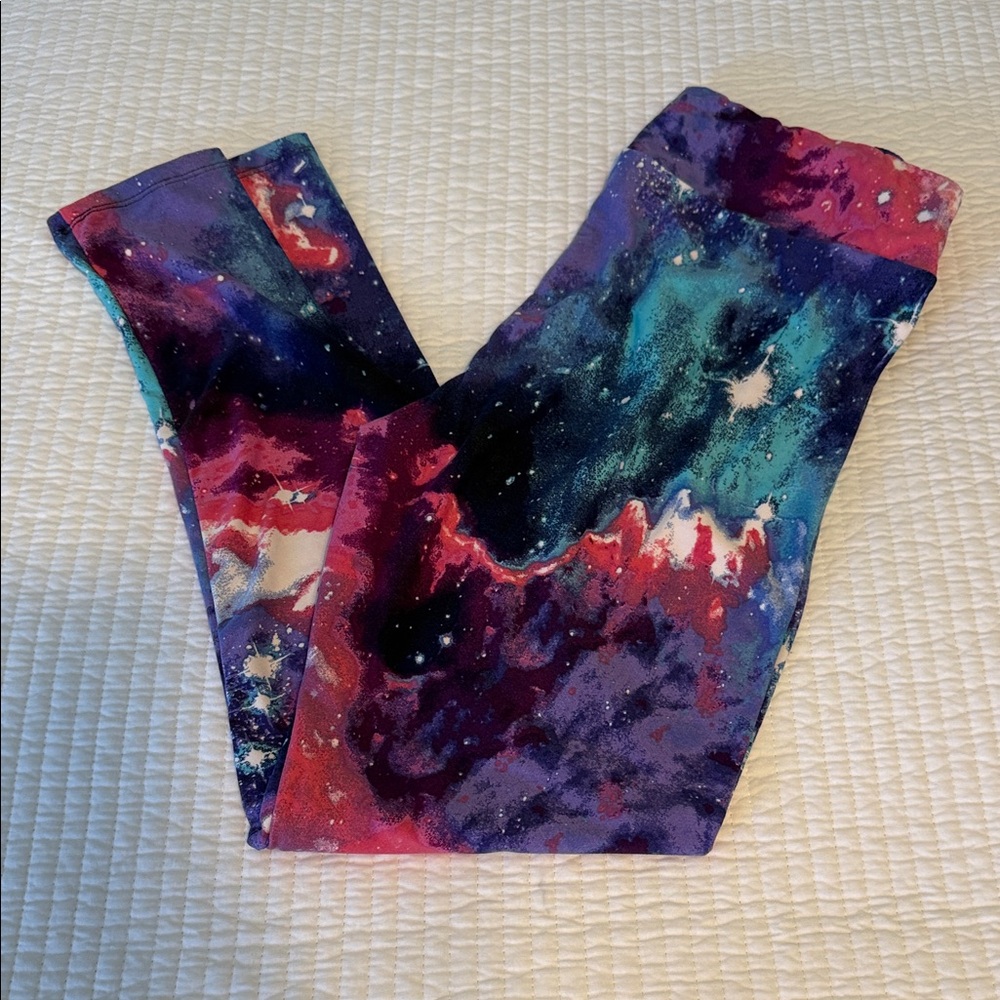 Galaxy Print LULAROE  Leggings Tall & Curvy .Like New.  Plus size. Women’s Size.